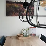 Lägenhet 66 Persoons Veluwe Met Grillhuis *